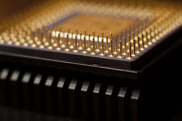 Neurophos Raises $110M for Optical AI Chips, Challenging the GPU Dominance in Training