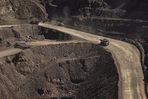 The Copper Bottleneck: How AI's Physical Demands Are Reshaping Global Supply Chains