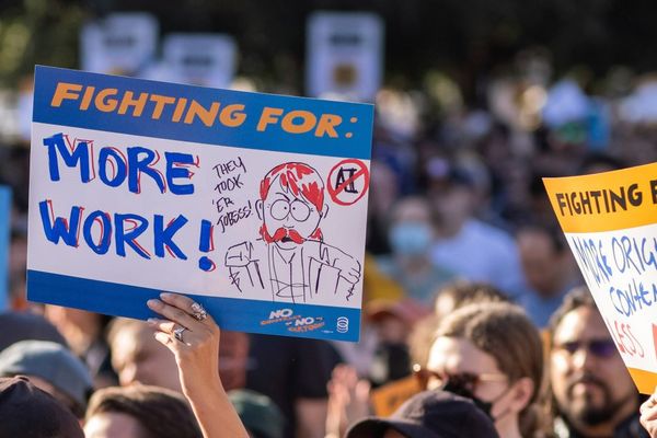 Block's 4,000 Job Cuts Spark White-Collar AI Anxiety