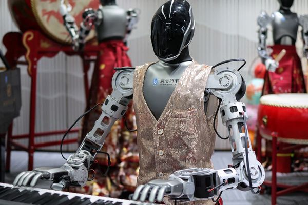 Chinese Robotics Leader Linkerbot Raises $3B Valuation, Aims for $6B as It Dominates Dexterous Robotic Hands Market