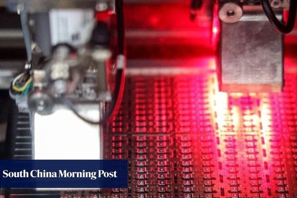 Yuanjie Semiconductor's 138% Revenue Surge Signals China's Growing Photonic Chip Ambitions