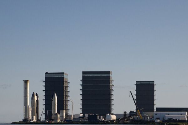 SpaceX's $1.25T xAI Acquisition: Musk's Empire Reaches New Heights