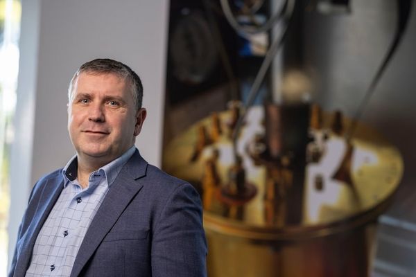 Quantum Funding Surges Amid AI Infrastructure Race and Ethical Headwinds