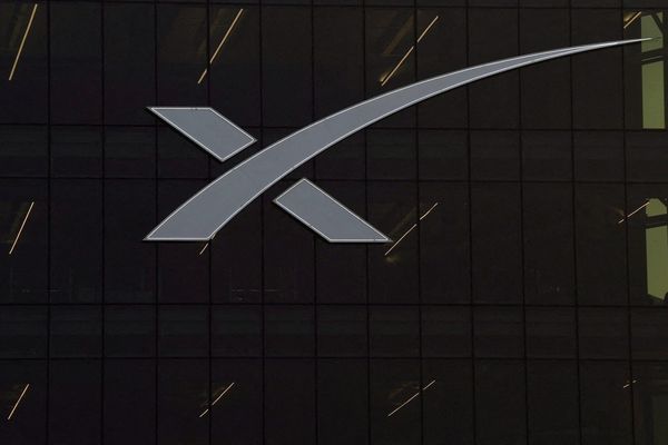 SpaceX Warns Investors: Orbital AI Data Centers Face 'Unproven Technologies' and 'Commercial Viability' Risks