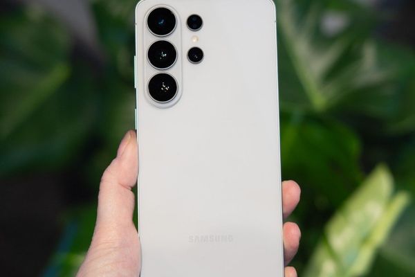 Samsung's Privacy Display and the Future of Screen Security