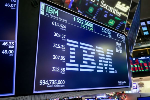 IBM Shares Drop 12% After Anthropic's Claude Code Automates COBOL Modernization