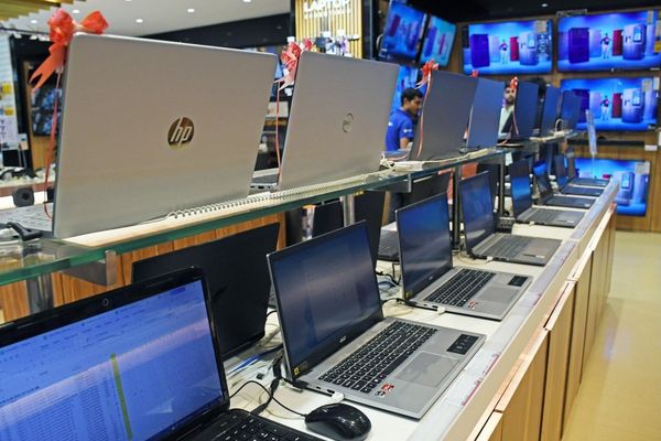 India's PC Market Surges to Record Highs in 2025, Driven by Commercial Demand