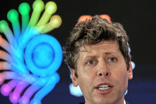 AI Leaders Warn of Growing Backlash as Public Resistance Mounts