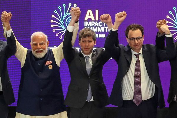 Awkward Photo Op Overshadows Substance at India's AI Summit