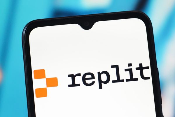 Replit Launches iOS App Creation via Natural Language Coding