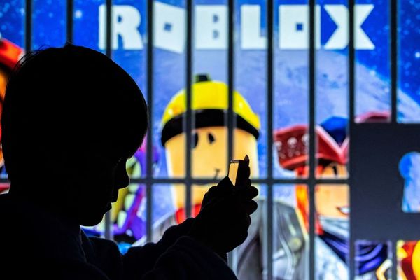Roblox Q4 Surge: 63% Booking Growth, 69% DAU Jump, But Stock Volatility Persists