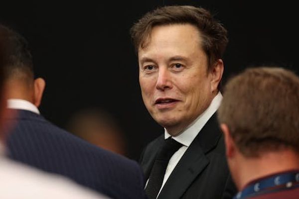 SpaceX Targets $75B+ IPO Filing Amid Tech Industry Funding Surge