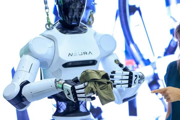 Neura Robotics Raises $1.2B for Cognitive Humanoid Robots in Major AI Hardware Push