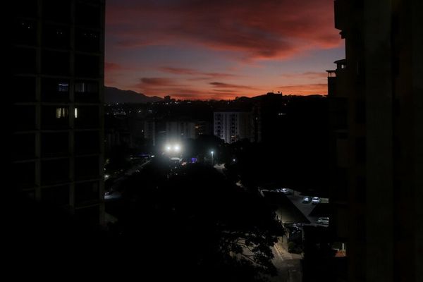 US Cyberattack in Caracas Reveals Offensive Capabilities, Prompting Senate Scrutiny