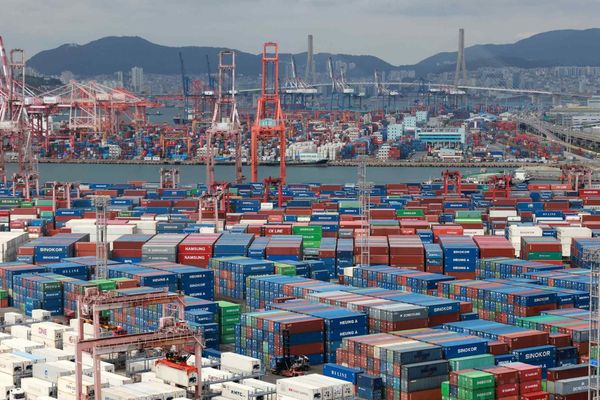 South Korea's Semiconductor Boom Drives Record Export Growth in March 2026