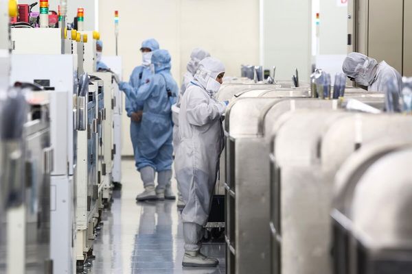 Taiwan's Chip Sector Faces Critical Supply Risks Amid Iran War and Middle East Dependencies