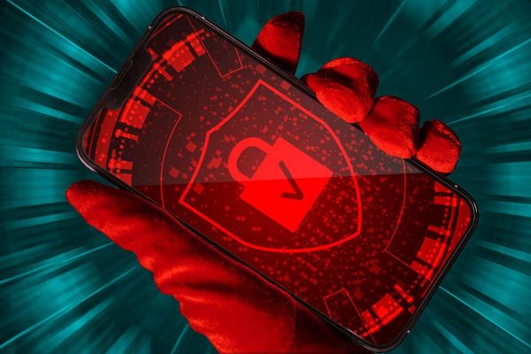 FCC Waives Rule Forcing Verizon to Unlock Phones After 60 Days