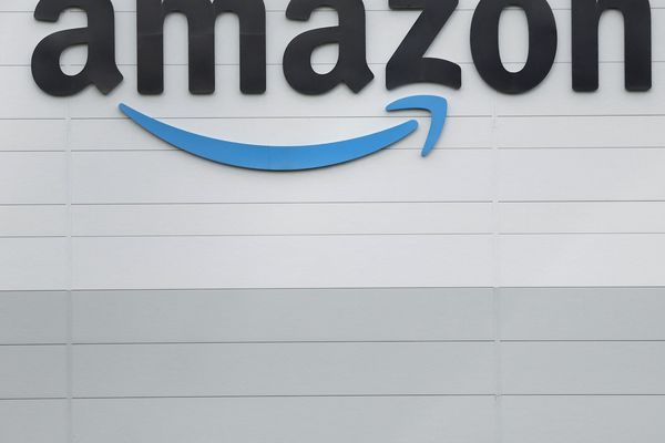US NLRB Orders Amazon to Negotiate with Staten Island Labor Union