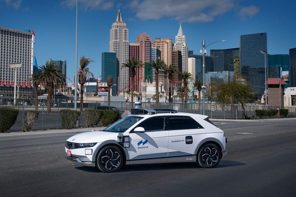 Uber and Motional Restart Robotaxi Service in Las Vegas with Safety Drivers