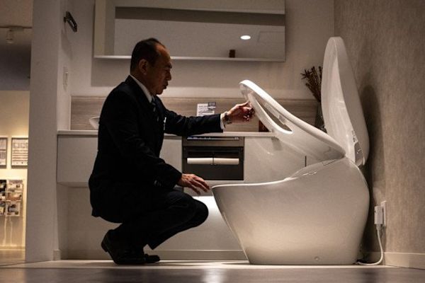 UK Activist Investor Targets Toto, Calling It an “Undervalued AI Play” Due to Chip Ceramics