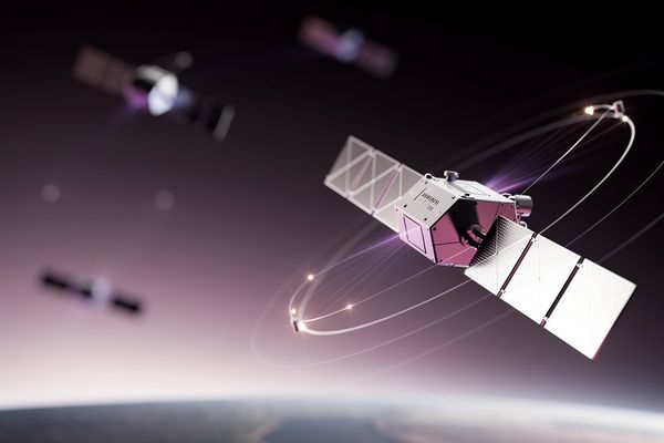 Open Cosmos Wins Strategic Ka-band License Against Thiel-Backed Rivals