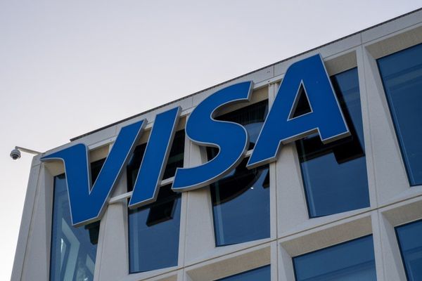 Visa and Stripe Expand Stablecoin Partnership to Issue Cards in 100+ Countries