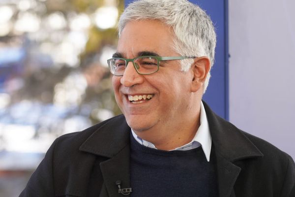 Workday CEO Transition: Carl Eschenbach Steps Down, Aneel Bhusri Returns as CEO