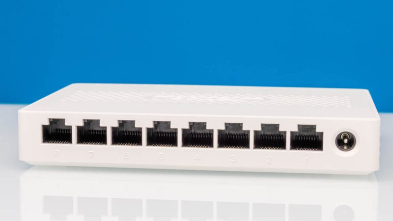 Tenda SE108 2.5GbE Ports 1