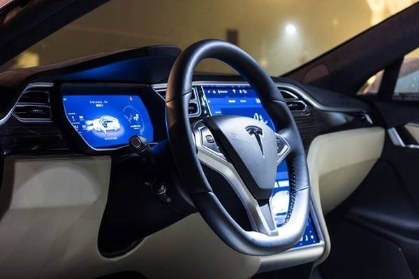 Tesla Forced to Drop 'Autopilot' Branding in California After DMV Order