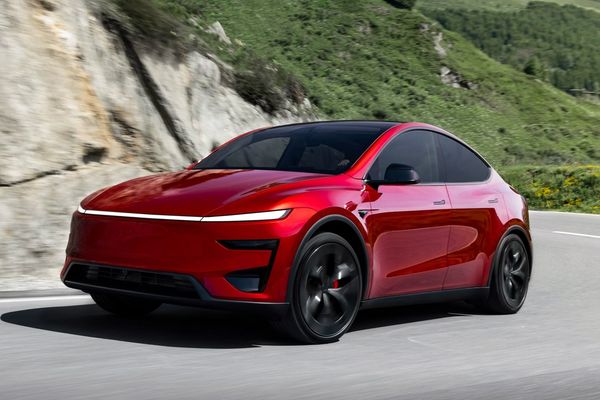 Tesla's Battery Strategy Shift: 4680 Cells Return to Model Y Amid Cybertruck Struggles