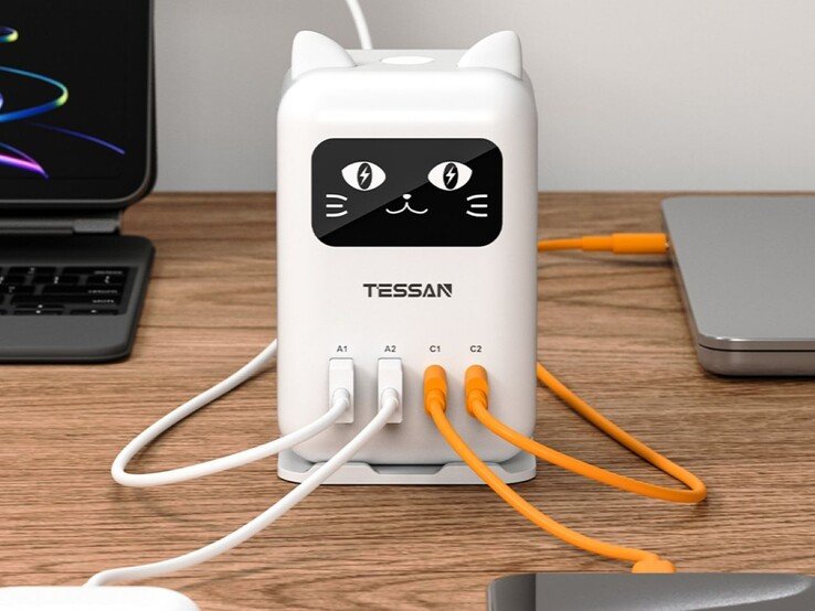 The Tessan CS07 65W charging station can supply power to two USB-A and two USB-C devices simultaneously.