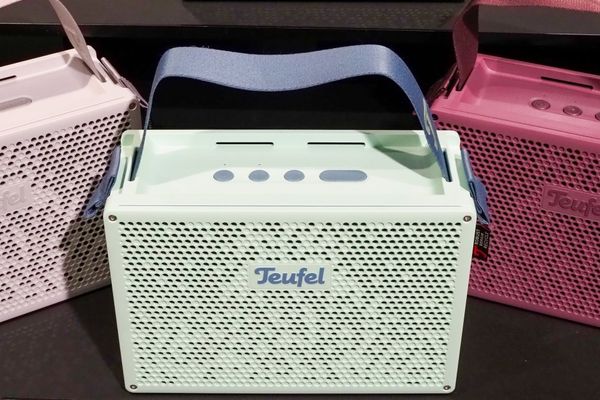 Teufel's Repairable Speaker: A Hardware Challenge to Tech's Throwaway Culture