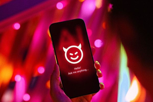 The Context Collapse: How AI Hallucinations Reveal a Deeper Training Data Crisis