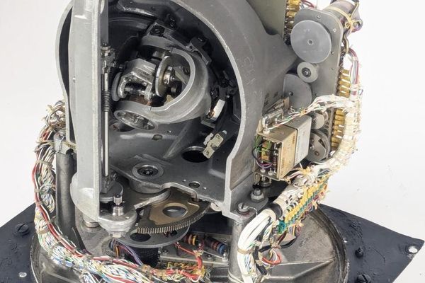 The Electromechanical Angle Computer in the B-52's Star Tracker System