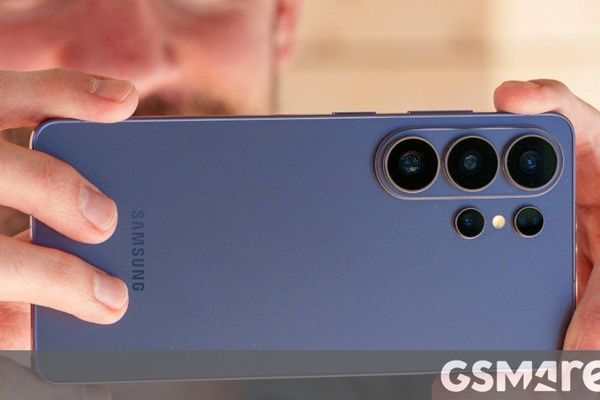 The Galaxy S26 Ultra's 5x Camera Switch: Why Samsung Ditched the Periscope Lens