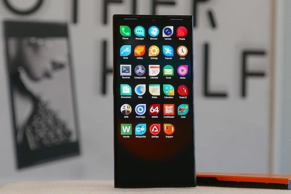 Jolla Phone Pre-Orders Hit 10,000, Production Set for Q2 2026
