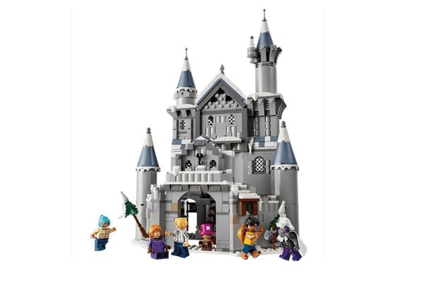 LEGO One Piece Sets Leak: Garp's Battleship, Chopper Figures and More Coming August 2026