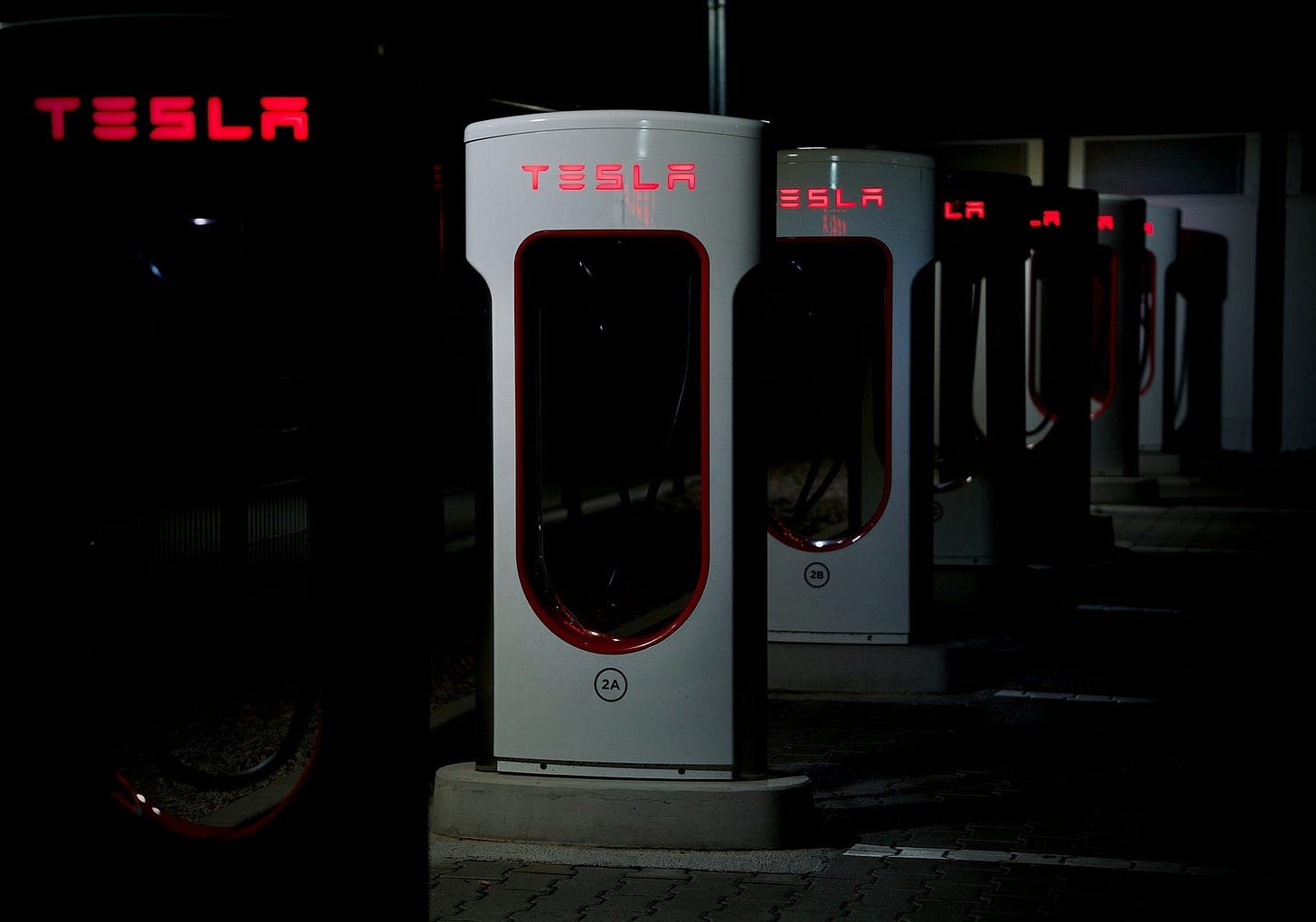 The Walls Are Closing In On Tesla
