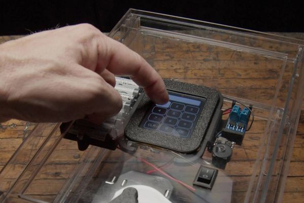 Build a Customizable ESP32 Lockbox Puzzle for Under $30