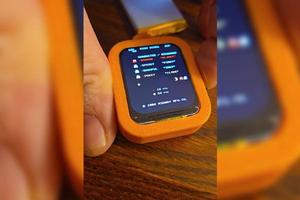 ESP32-Powered Pac-Man Fiesta Medal Combines Gaming and Collectibles