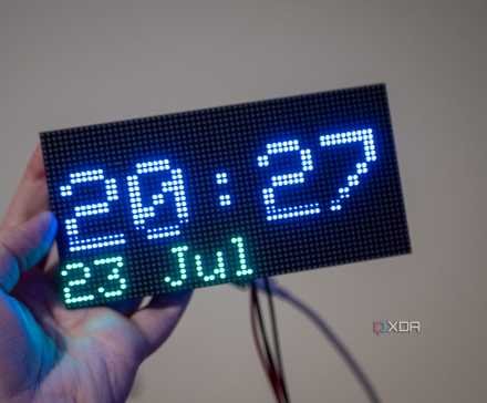 RGB LED Matrix Panel with the ESP 32 showing the time and date