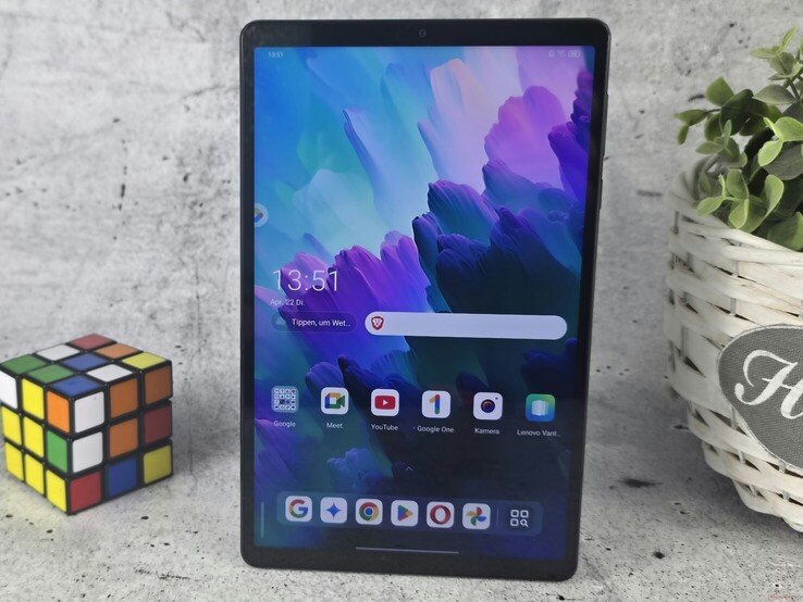 The compact gaming tablet's 8.8-inch 2.5K display sports a refresh rate of 165 Hz.