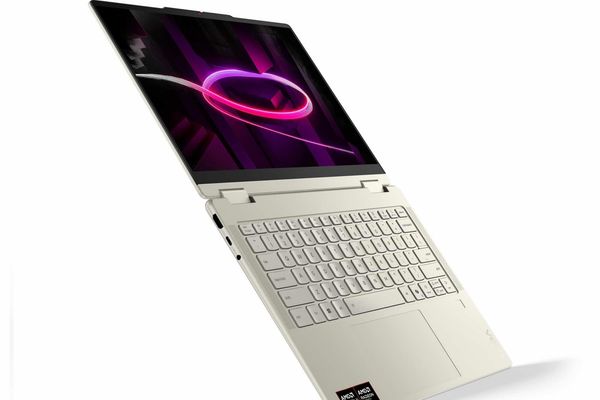 Lenovo Yoga 7a 2-in-1 Review: A 24GB RAM Powerhouse with a $390 Discount