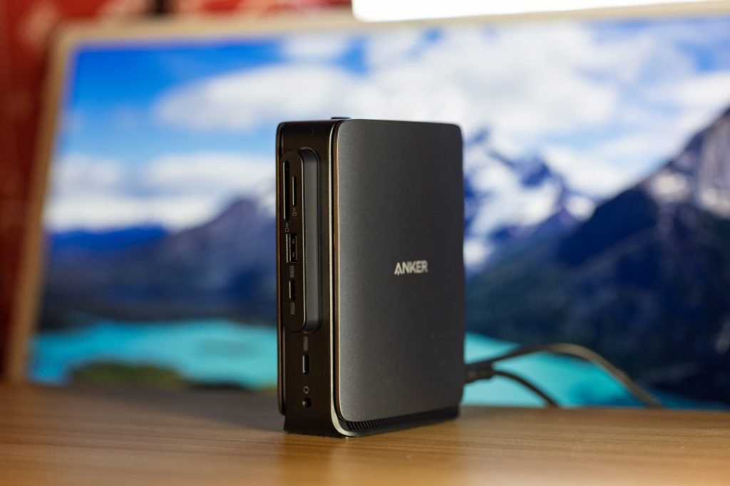 This new Anker 13-in-1 docking station is great at home and on the go [Hands-on] - 9to5Mac