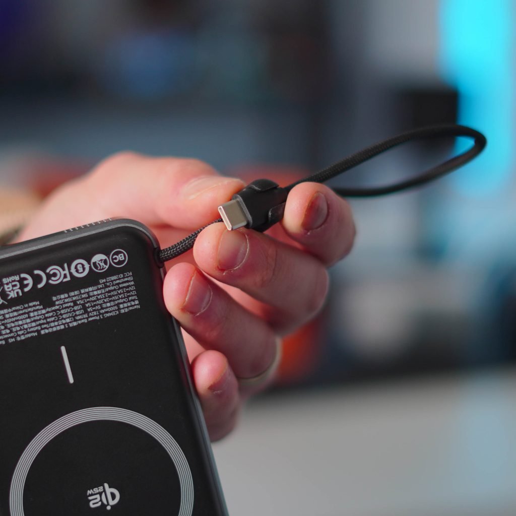 This Qi2 MagSafe power bank has active cooling, but is it useful? - 9to5Mac