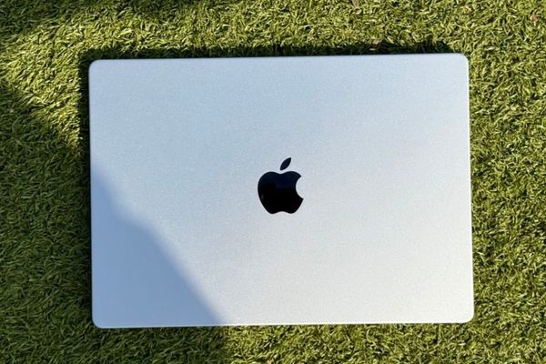 Apple’s Next‑Gen MacBook Pro May Finally Shed Some Thickness