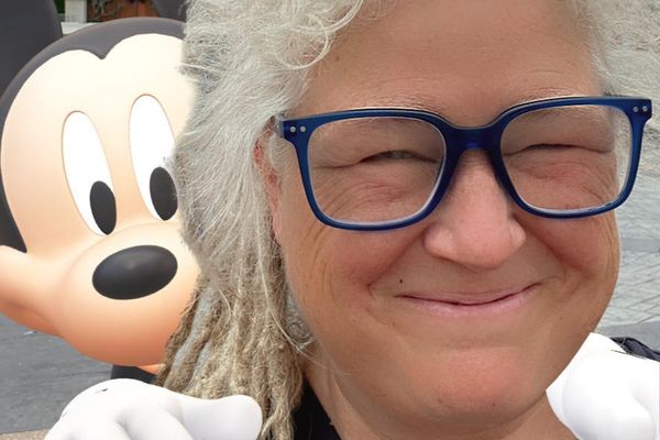 MIT Professor T.L. Taylor Named 2026-27 CASBS Fellow to Study Theme Parks as Immersive Systems