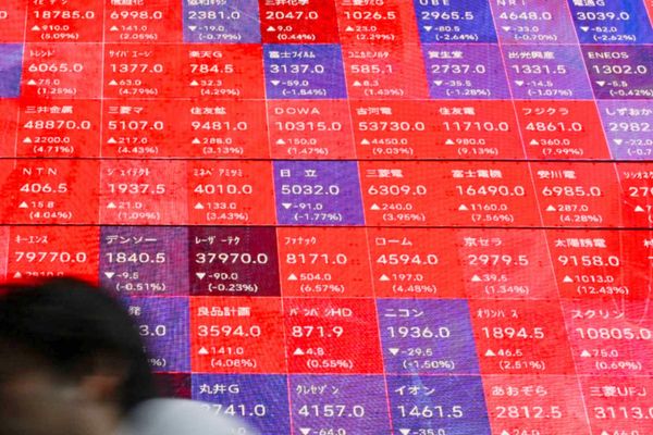 Tokyo Stock Exchange Prime Market Doubles Daily Trading Value in One Year, Fueled by Foreign and Retail Inflows
