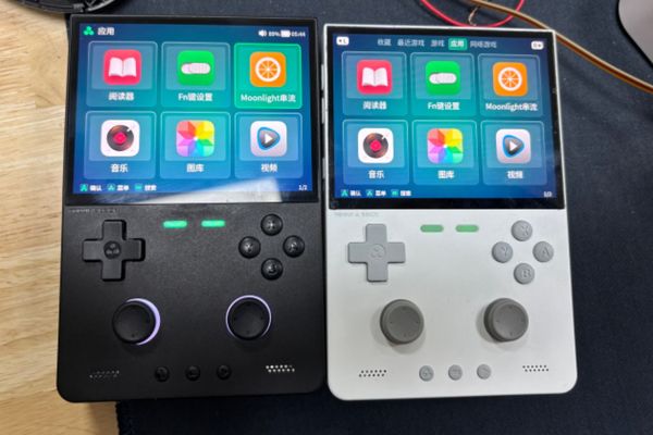 TrimUI Brick Pro Handheld Reveals Dual Joystick Design in New Images