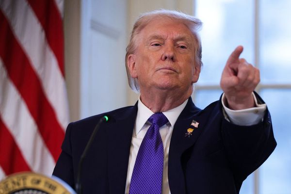 Trump Invokes Emergency Powers to Freeze Venezuelan Oil Assets